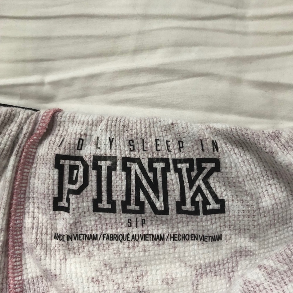 VSPINK Pajama Shorts - Picture 4 of 4